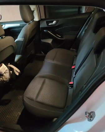 Ford Focus cena 65600 przebieg: 185200, rok produkcji 2020 z Śrem małe 211